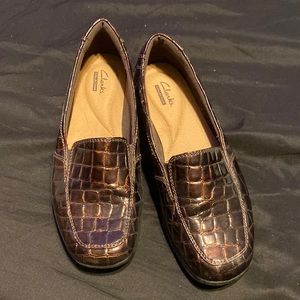Clark collection brown flats